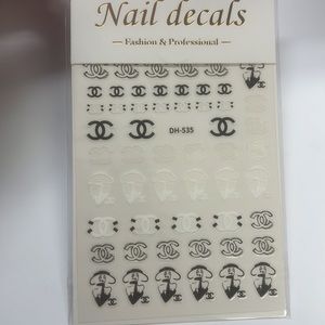 LUXURY NAIL STICKERS